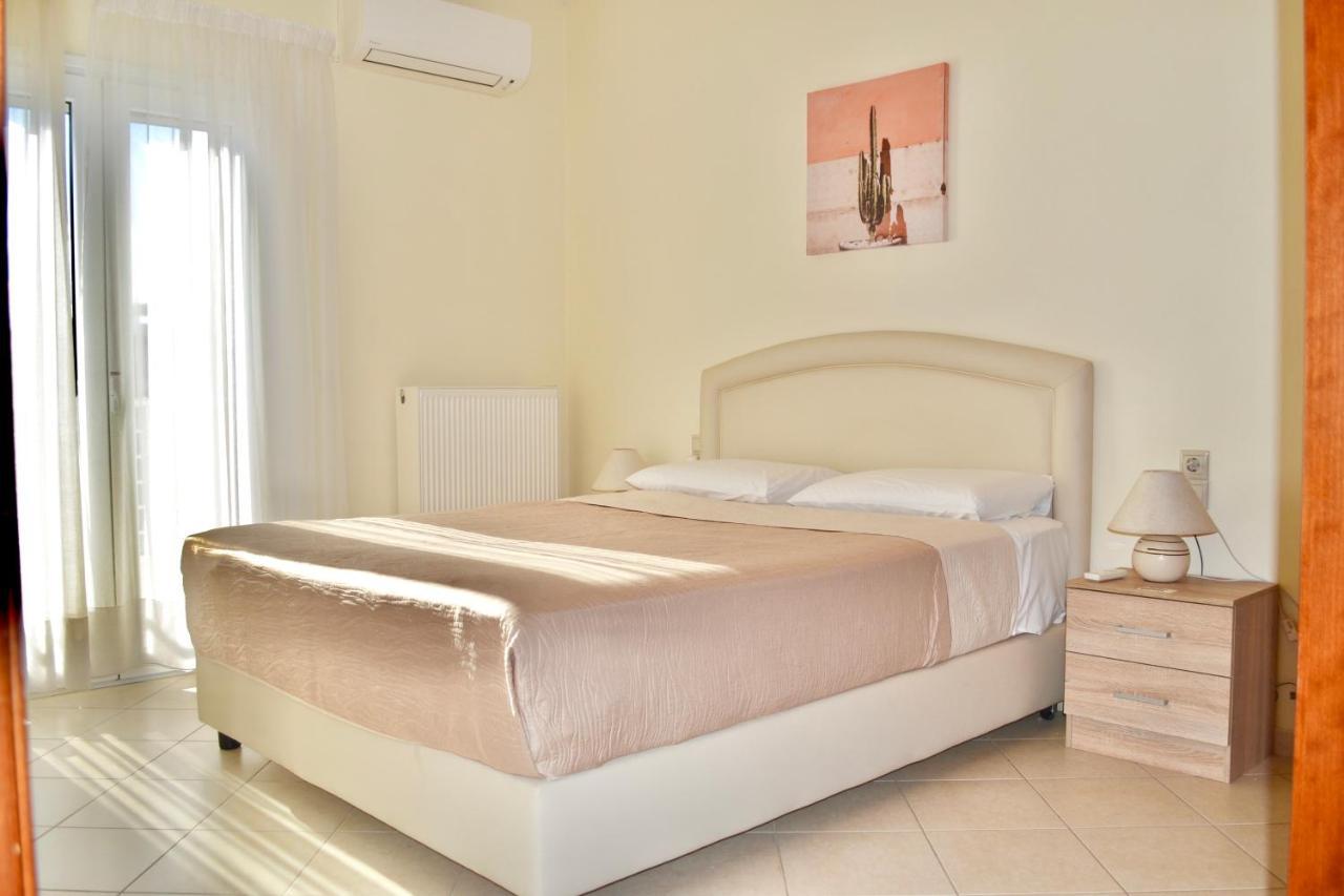 Giorgos Large Size Apartments -Family Friendly With Free Parking And Yard Views Heraclión Exterior foto